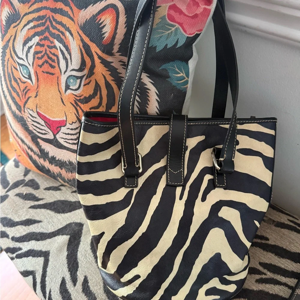 Dooney & Bourke Black & Cream Zebra-Print Tote with Red Lining - Picture 3 of 9